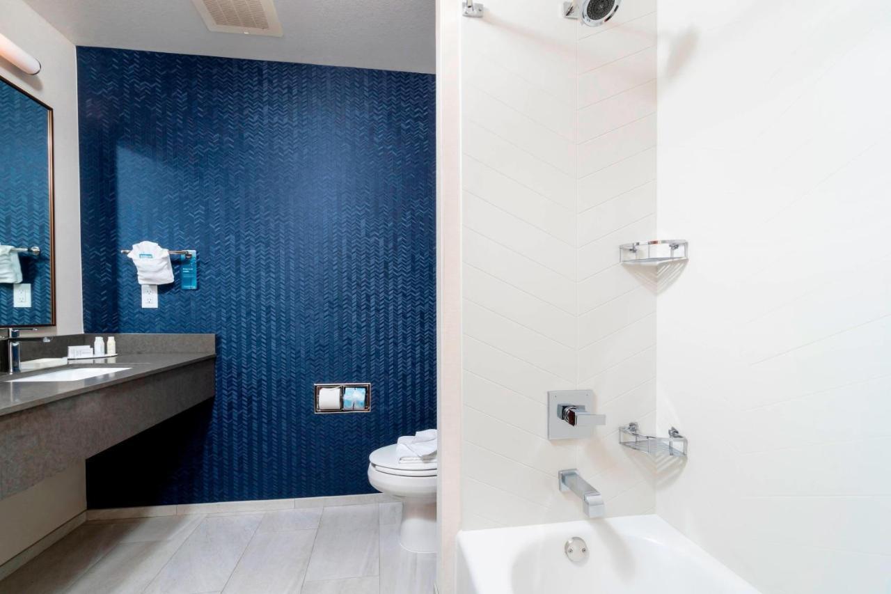 Fairfield Inn & Suites Bend Downtown Bagian luar foto